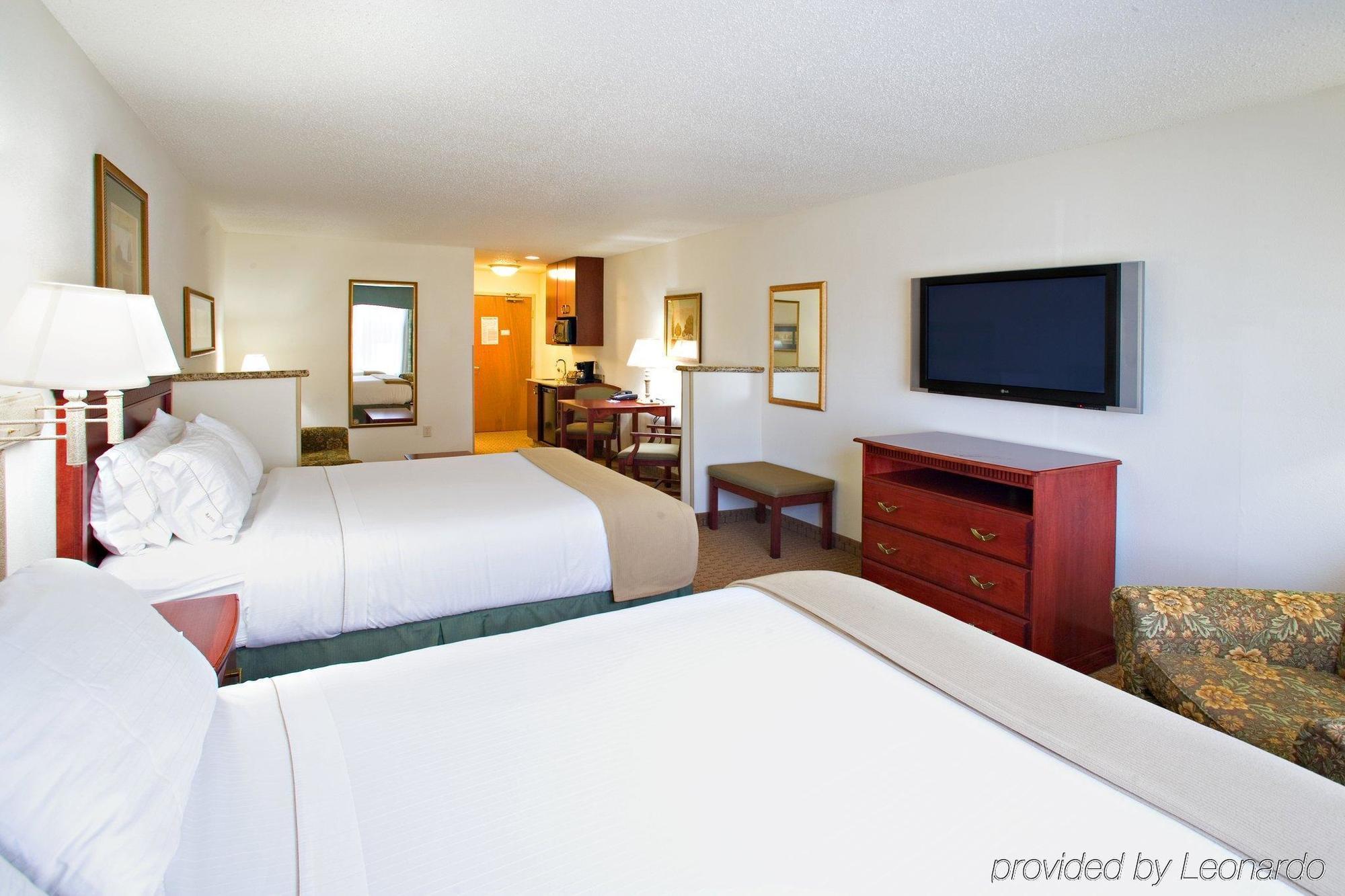 Holiday Inn Express & Suites Selma By Ihg Exteriör bild