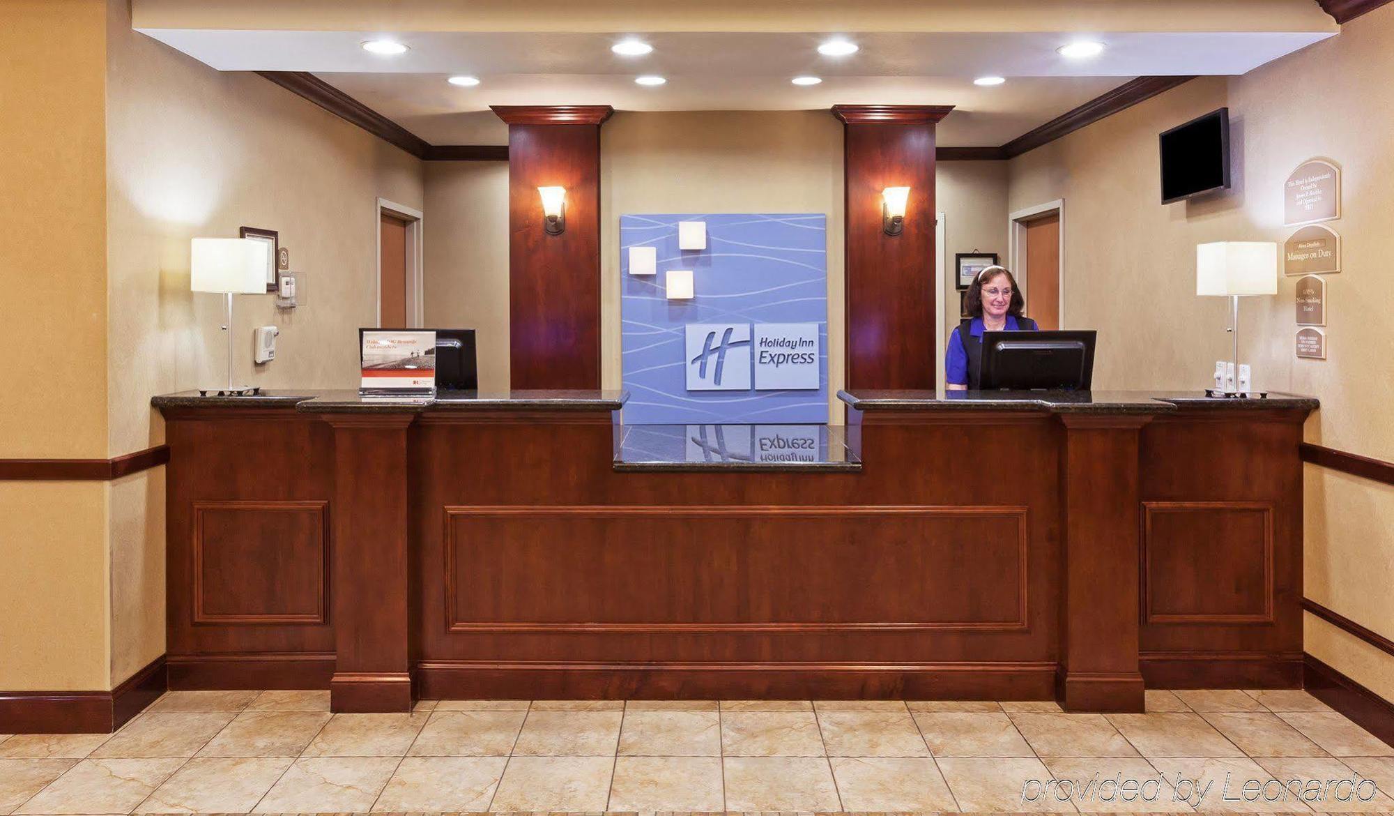 Holiday Inn Express & Suites Selma By Ihg Exteriör bild