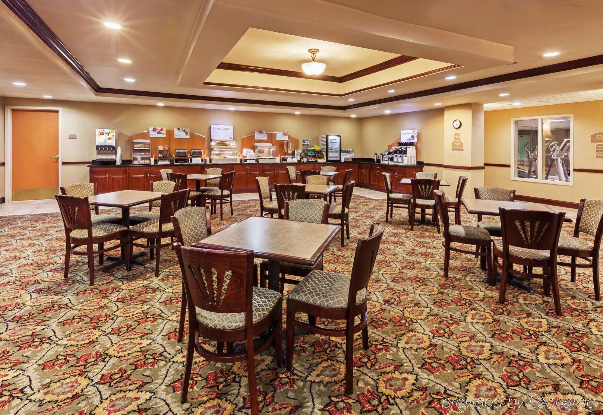 Holiday Inn Express & Suites Selma By Ihg Exteriör bild